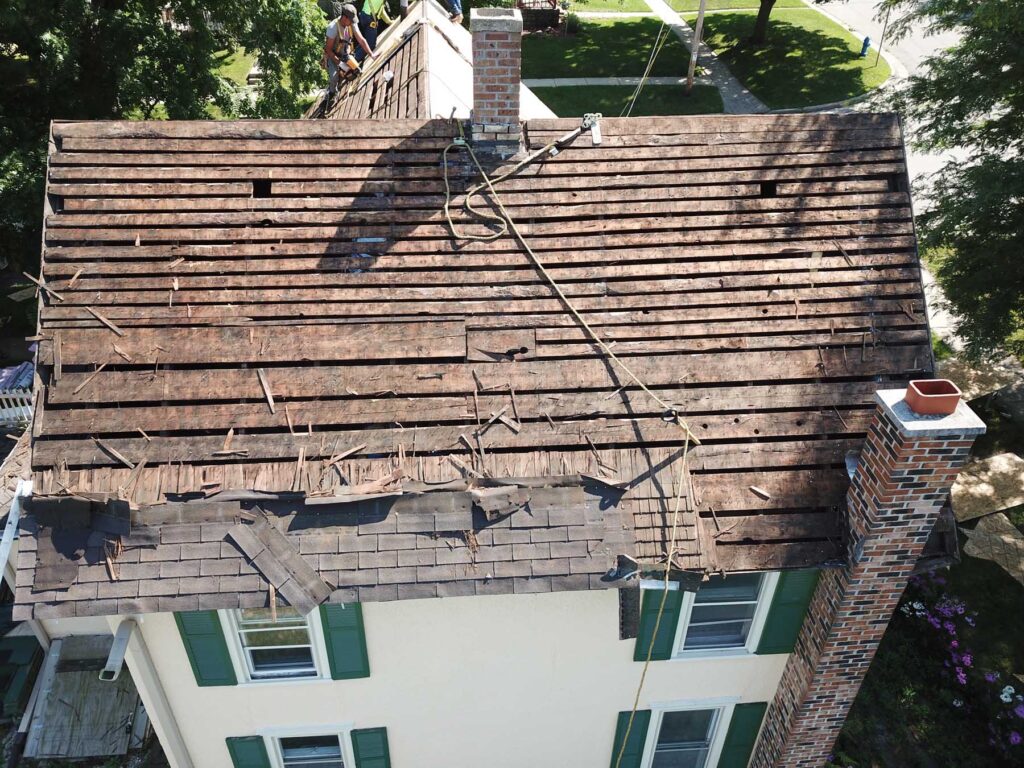 Roofing Contractors, Roof Installation, What to Look for in Affordable Roofing Services Burlington, WI, Absolute Roofing