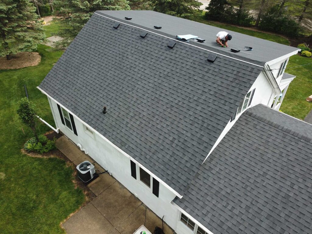 residential roofing company Twin Lakes, WI