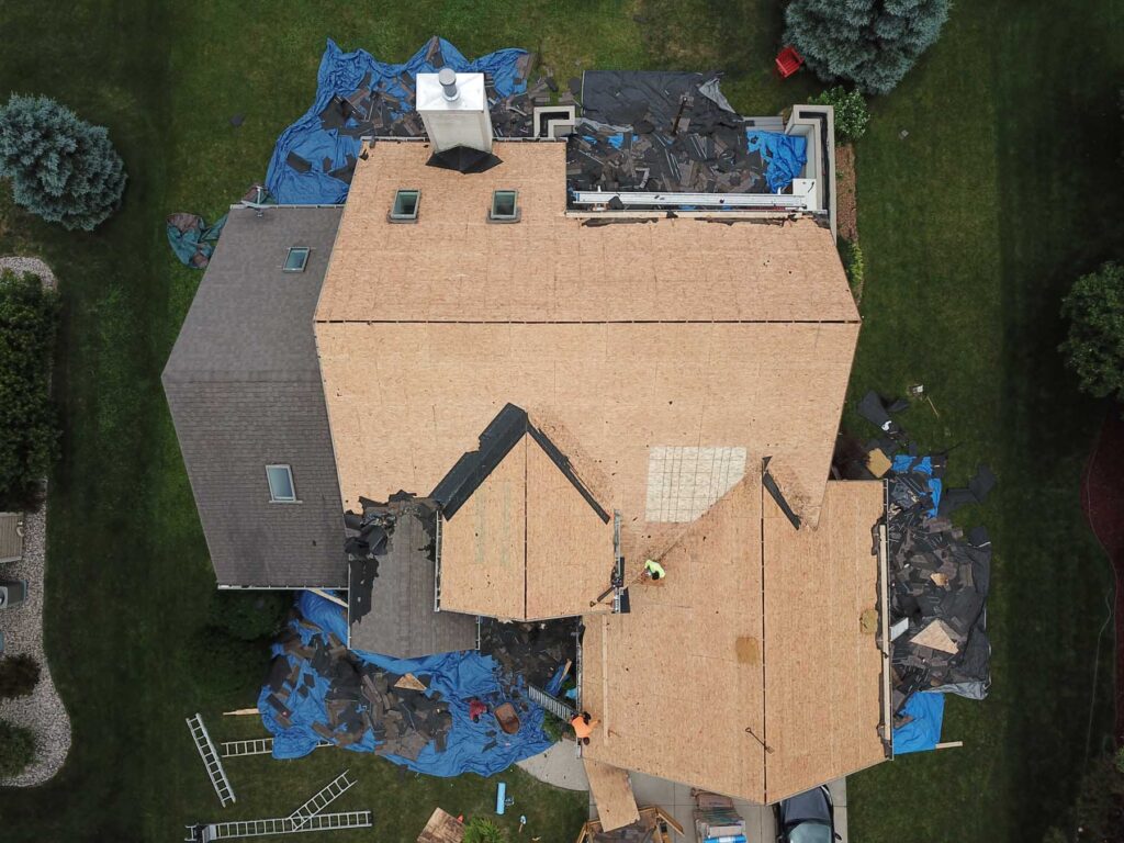 Roofing Contractor, Wisconsin